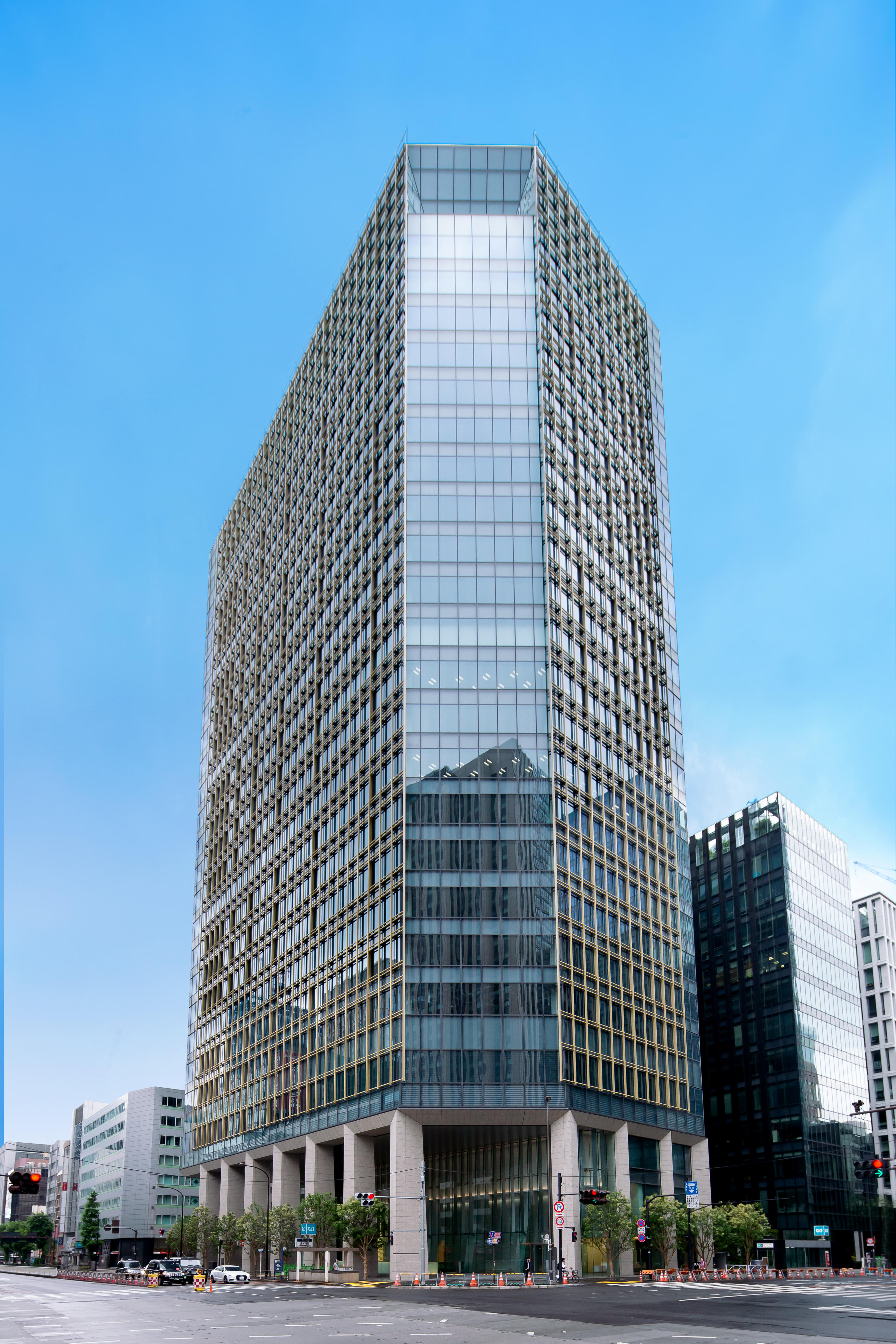 REVZO虎ノ門｜オフィスビル情報｜中央日本土地建物グループ